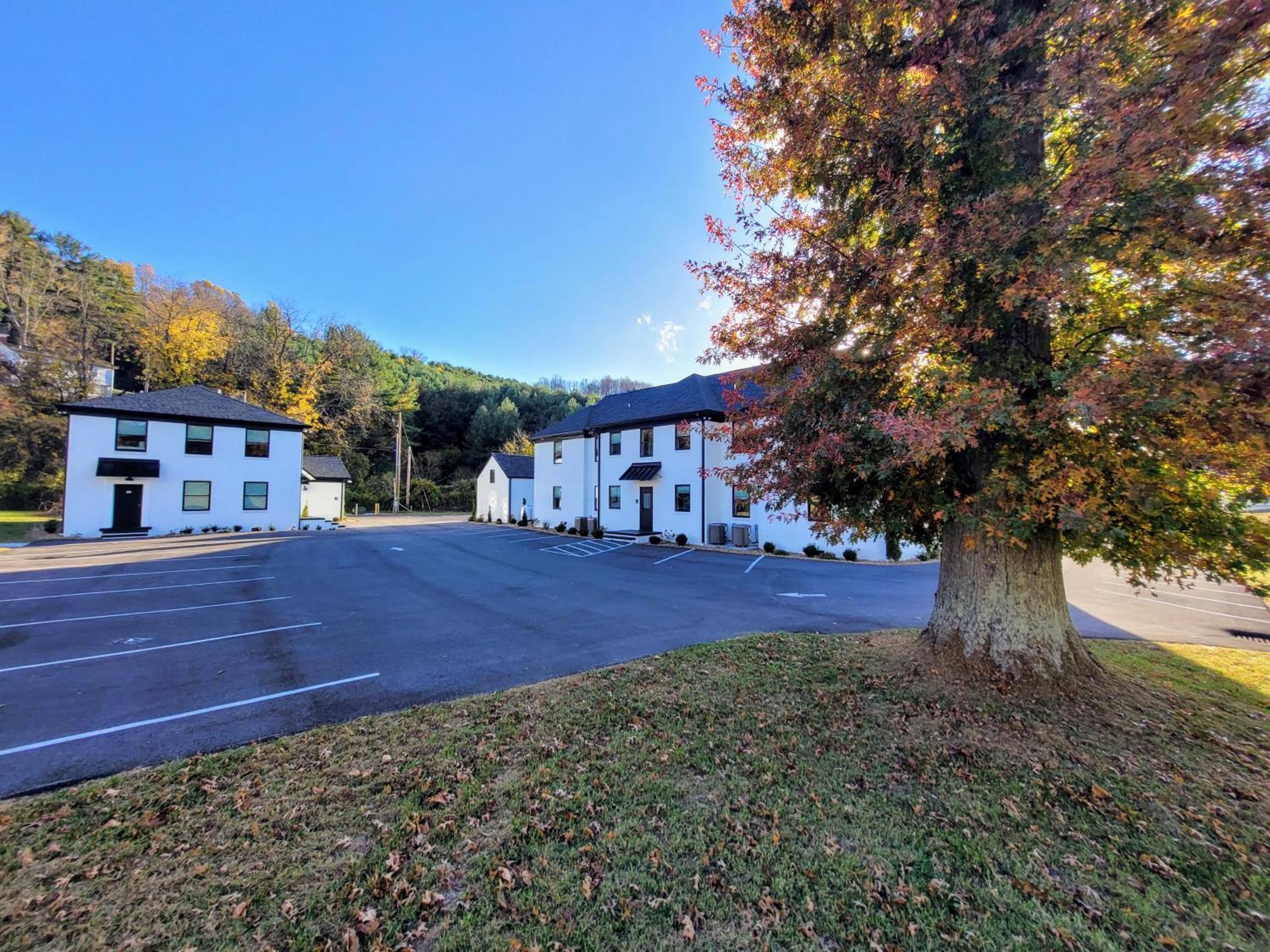 The Traveler On Main - Suite 1 Tazewell Exteriér fotografie